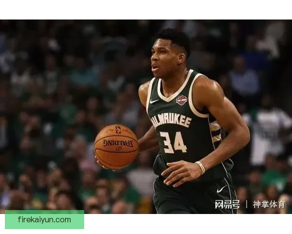 奥布拉克单掌扑救能力持续提升，展现强大竞技状态