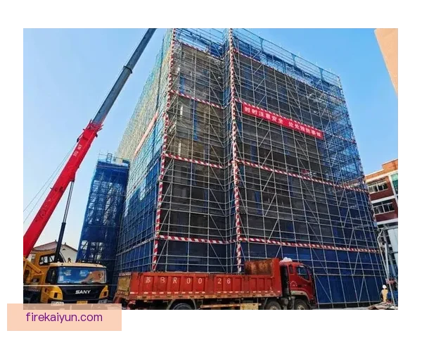 球场建设进展顺利，主体结构已封顶进入内部施工阶段